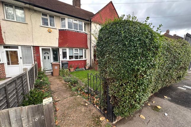 Longhill Road, London, SE6 3 bed terraced house for sale