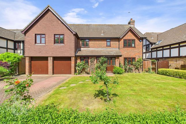 Broadmead Green, Thorpe End, Norwich 5 bed detached house for sale