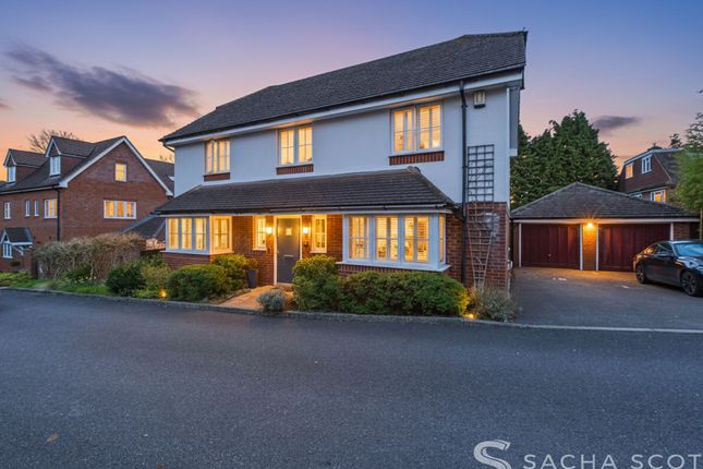 Osprey Drive, Epsom, KT18 4 bed detached house for sale