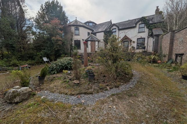 Golden Grove, Carmarthen, SA32 5 bed detached house for sale