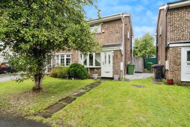 2 bedroom semi-detached house for sale