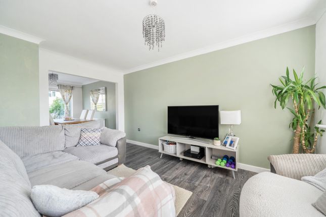 Ellison Way, Rainham, Gillingham 3 bed terraced house for sale