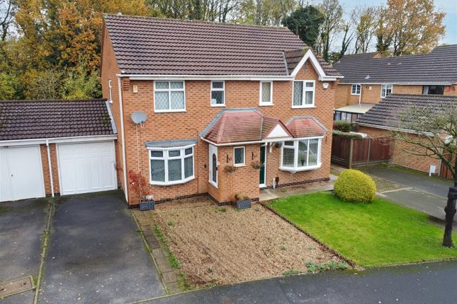 Ellwood Crescent, Wollaton, Nottingham 2 bed house for sale