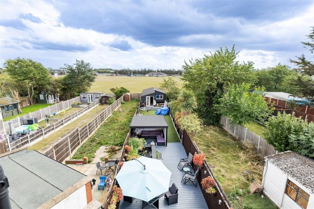 Trelawney Road, Hainault, Ilford 4 bed terraced house for sale