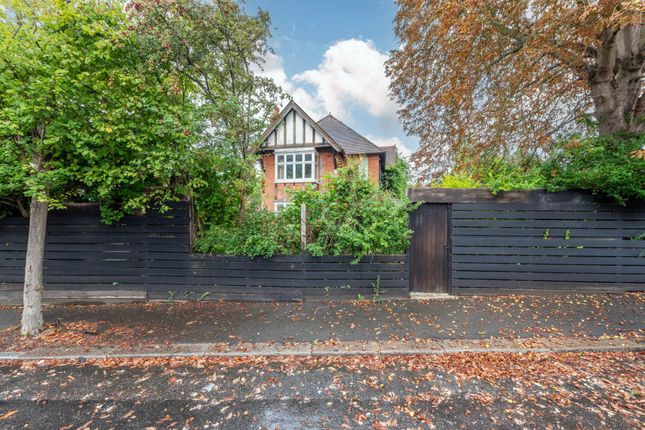 Wandle Road, Morden 4 bed detached house for sale