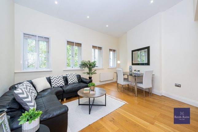 McAuley Close, London SE1 2 bed apartment for sale