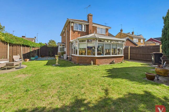 Marsh Road, Luton LU3 4 bed detached house for sale