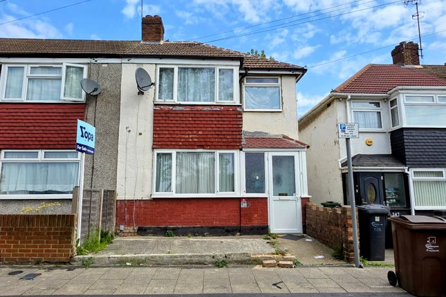 3 bedroom end of terrace house for sale