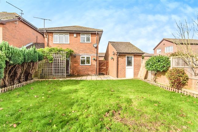 Dan Drive, Kent ME13 3 bed link detached house for sale