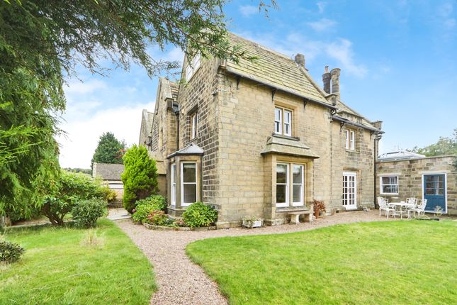 5 bedroom semi-detached house for sale