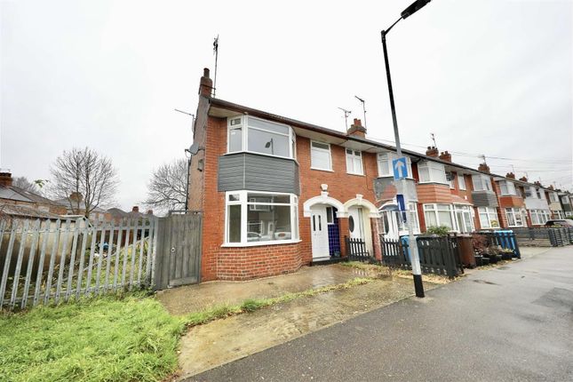 Kirkham Drive, Hull 3 bed end of terrace house for sale