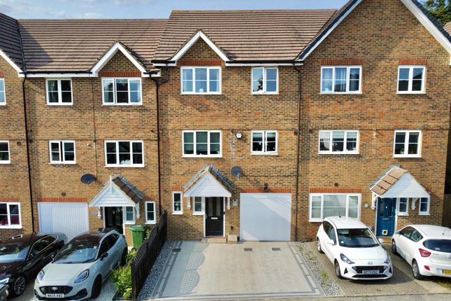 4 bedroom terraced house for sale
