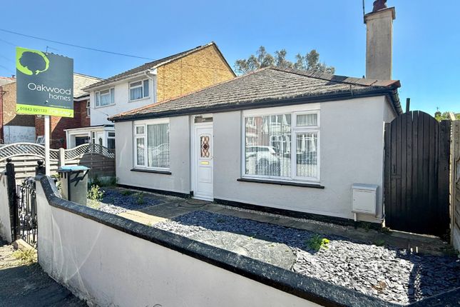 Leslie Avenue, Garlinge, Margate 2 bed detached bungalow for sale