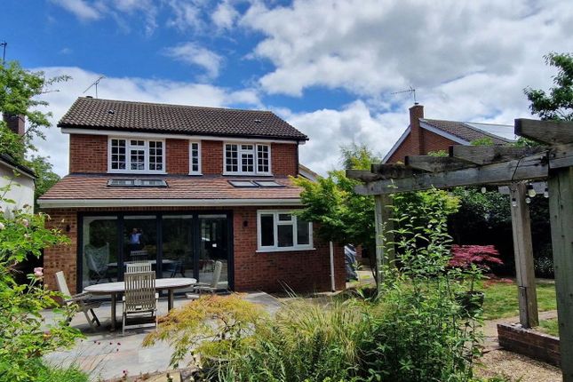 East Horsley 3 bed detached house for sale