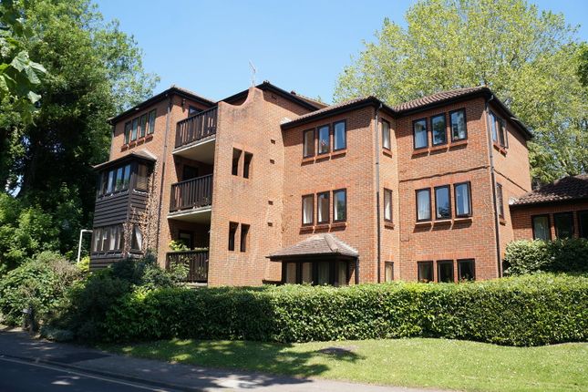 Station Approach, East Horsley 1 bed ground floor flat for sale