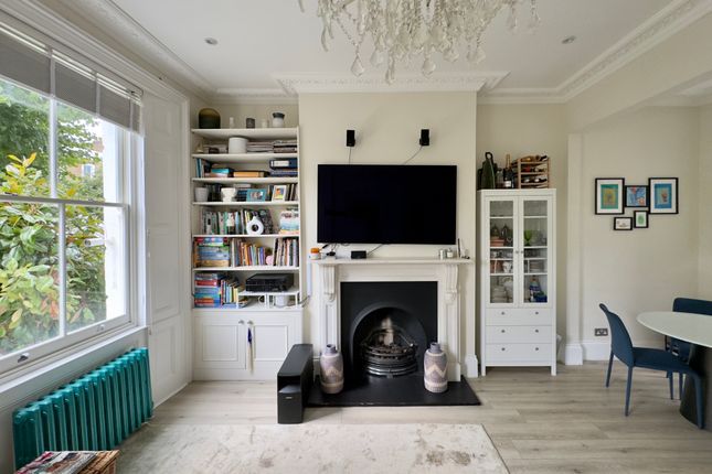 Morton Road, London N1 4 bed maisonette for sale
