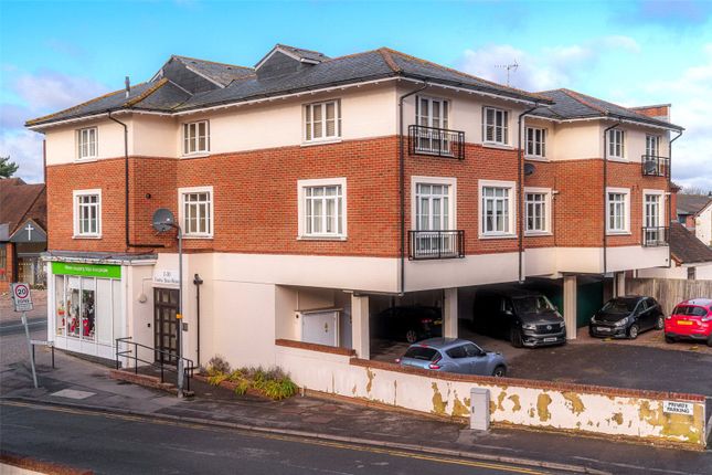Cambridge Road, Berkshire RG45 1 bed apartment for sale