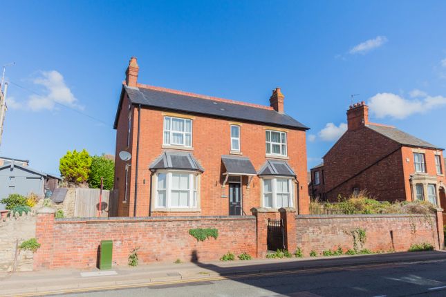 Station Road, Wellingborough NN9 4 bed detached house for sale