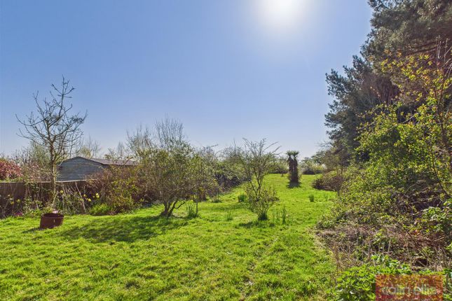 Limestone Road, Burniston, Scarborough 3 bed detached bungalow for sale