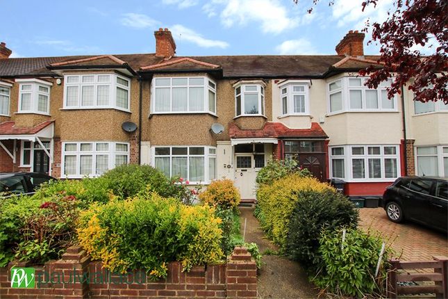 Hillside Crescent, Cheshunt 3 bed terraced house for sale