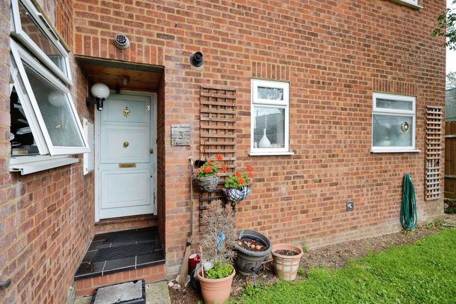 1 bedroom ground floor flat for sale