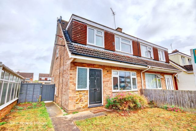 Admirals Way, Daventry NN11 3 bed semi