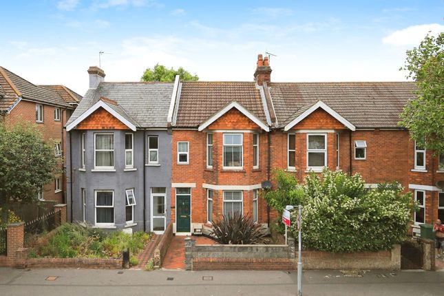 6 bedroom terraced house for sale