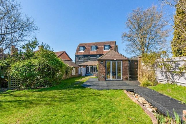 The Green, Sedlescombe, TN33 4 bed semi