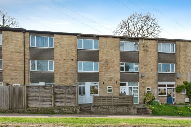3 bedroom town house for sale