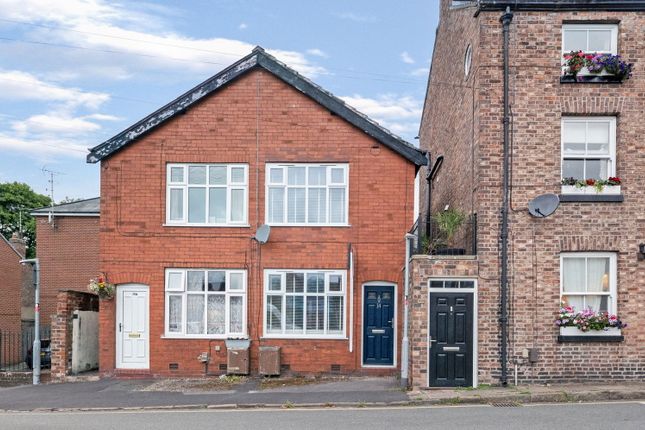 2 bedroom semi-detached house for sale