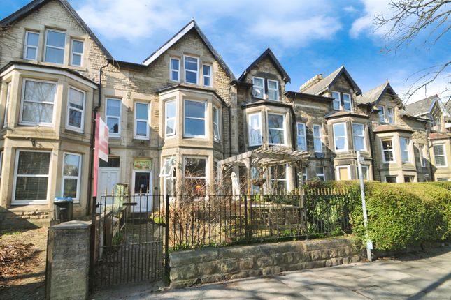 7 bedroom terraced house for sale