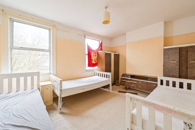 Napier Road, Tottenham, London, N17 4 bed terraced house for sale