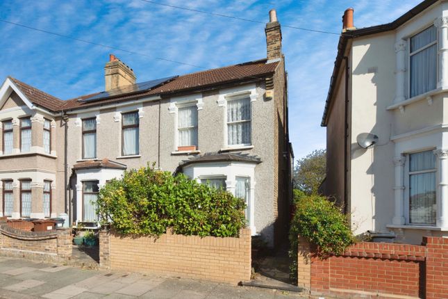 3 bed end terrace house