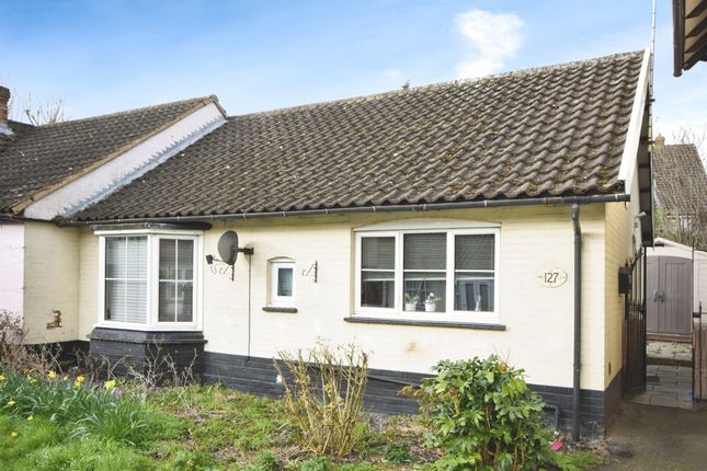 1 bedroom semi-detached bungalow for sale