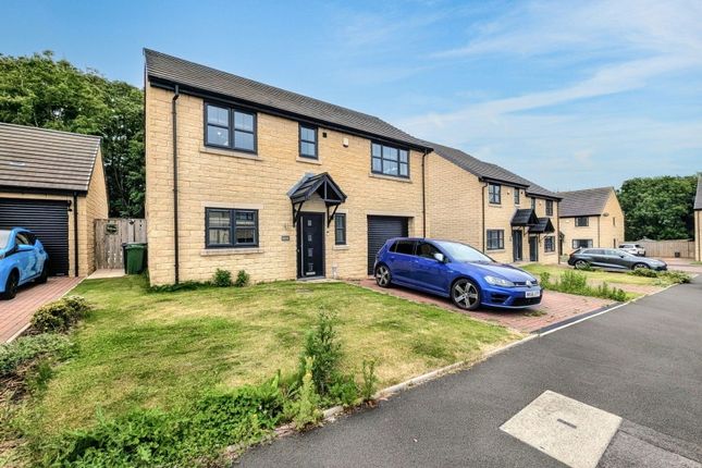 Potters Meadow, Workington CA14 3 bed detached house for sale