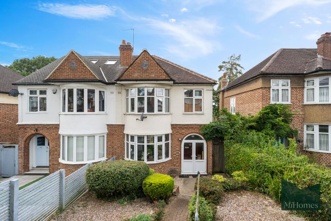 Brookside South, East Barnet 3 bed semi