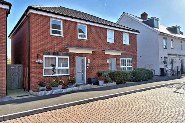 3 bedroom semi-detached house for sale