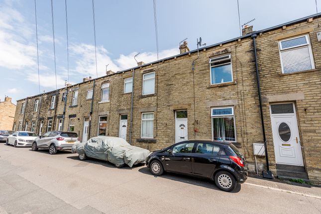 Healey Street, Batley, WF17 2 bed terraced house for sale