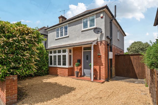 Reading Road,  Farnborough, GU14 3 bed detached house for sale