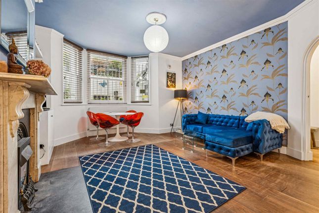 Holland Road, London, W14 2 bed flat for sale
