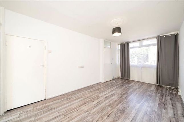 Devonport Road, London W12 1 bed flat for sale