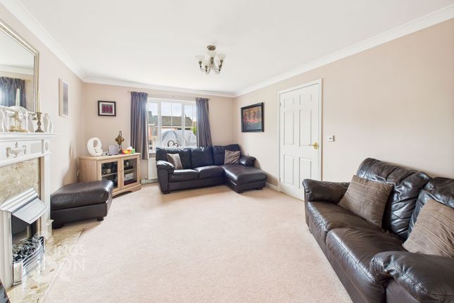 Sir Thomas Beevor Close, Wymondham... 4 bed detached house for sale