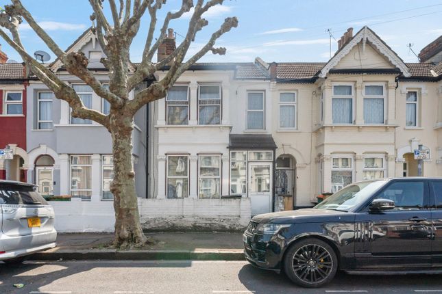 4 bed terraced house