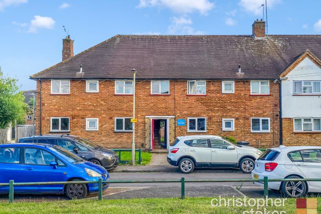 The Green, Cheshunt, Hertfordshire... 2 bed ground floor flat for sale