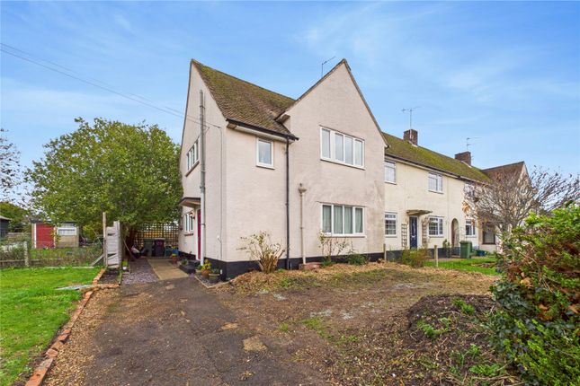 Hawthorn Road, Newbury, Berkshire, RG14 3 bed end of terrace house for sale