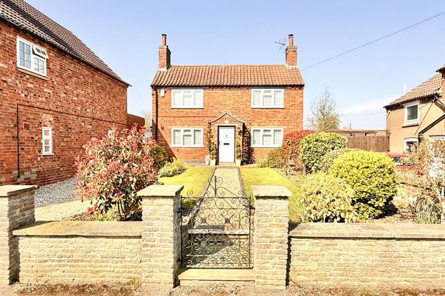 Albert Street, Bottesford 3 bed detached house for sale