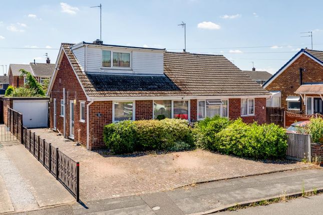 2 bedroom semi-detached house for sale