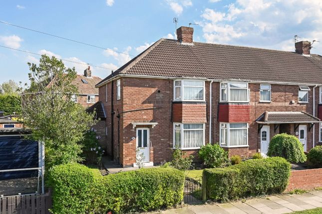 Monkton Road, York, YO31 3 bed end of terrace house for sale