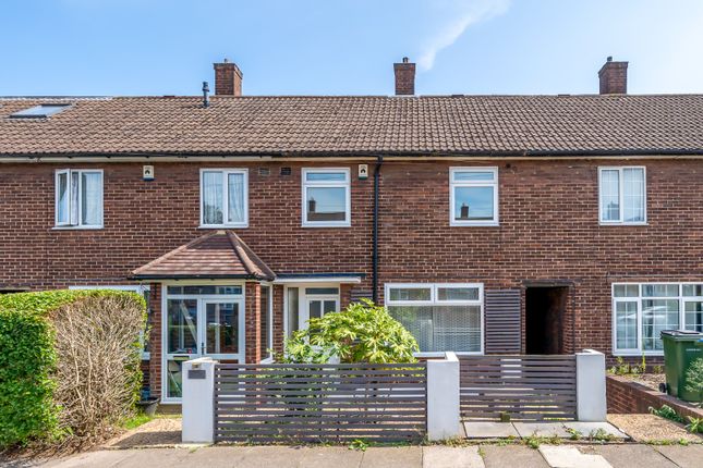 Dursley Road, London SE3 2 bed terraced house for sale