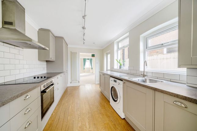 St. Lukes Road, Old Windsor, SL4 2 bed terraced house for sale